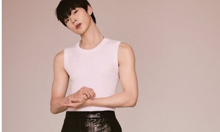 Hwang In Yeop posa para W Korea