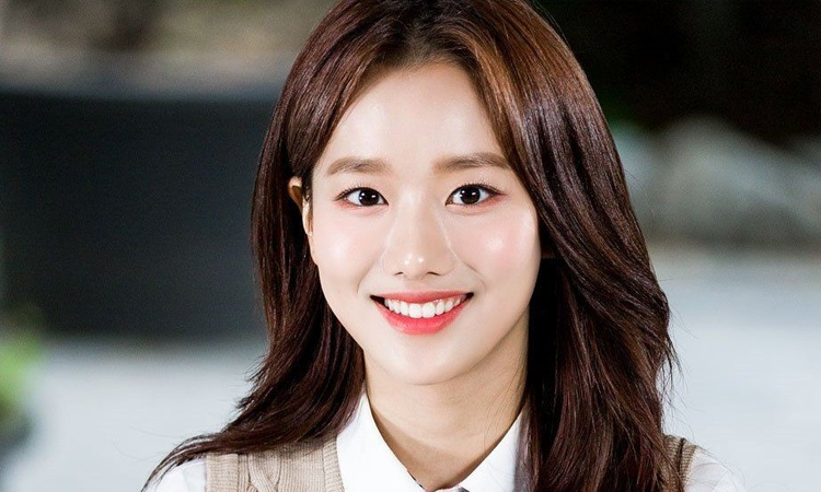 DSP Media anuncia medidas legales contra rumores falsos sobre Naeun de APRIL