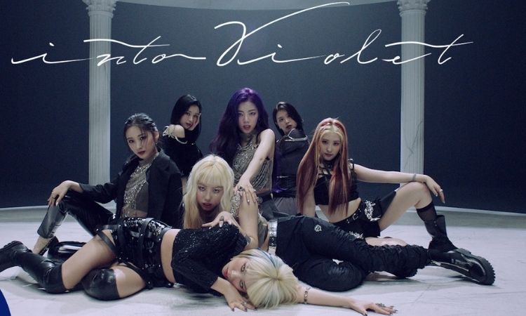 Purple K!ss para Into Violet