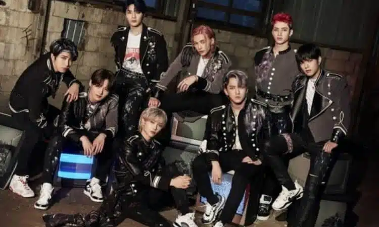 Stray Kids
