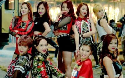 Escena de Like OOH-AAH