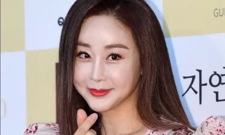 Ham So Won acusa a comentarista malicioso de stalkear a su familia y difundir rumores