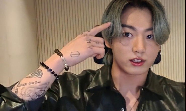 Jungkook de BTS es uno de los idols que han revelado con amor sus tatuajes