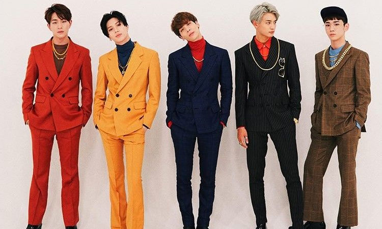 Chave do SHINee que na música View eles usaram a letra de Jongyun.