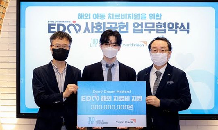 JYP Entertainment se asocia con World Vision para apoyar a los niños discapacitados