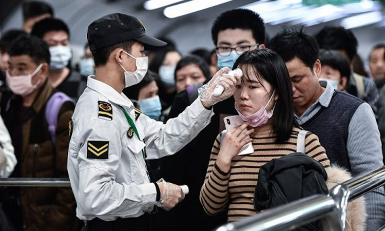Casos de coronavirus en Corea del Sur cerca de los 700 por día