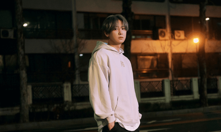Chanyeol de EXO comparte fotos teaser para 'Tomorrow' de SM STATION