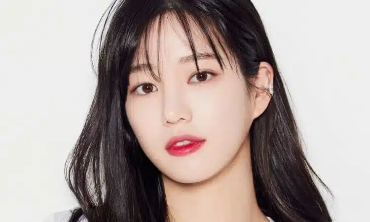 Actriz Lee Yu Bi