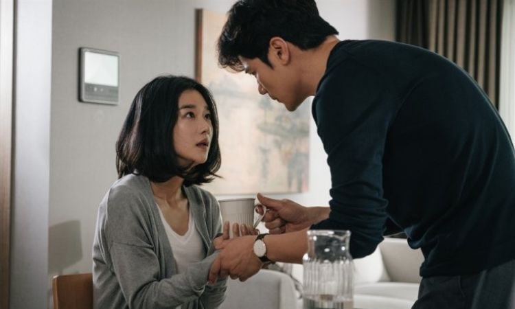 Escena de la película 'Recalled'