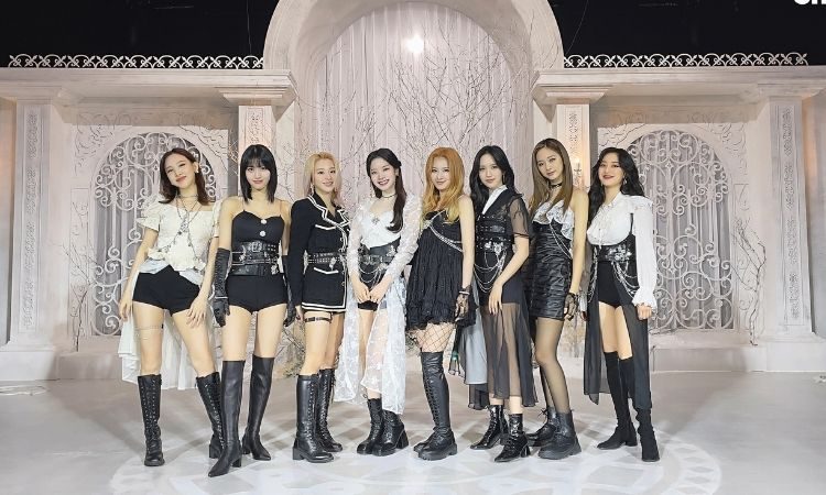 TWICE en el show de Kelly Clarkson