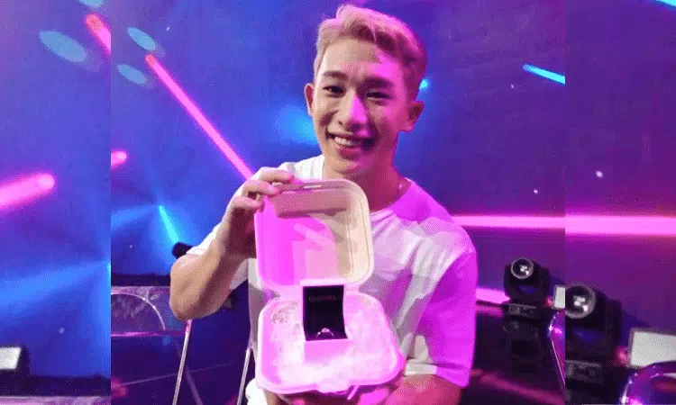 Wonho describe el tipo de relación que quiere tener con Wenee en 10 años 