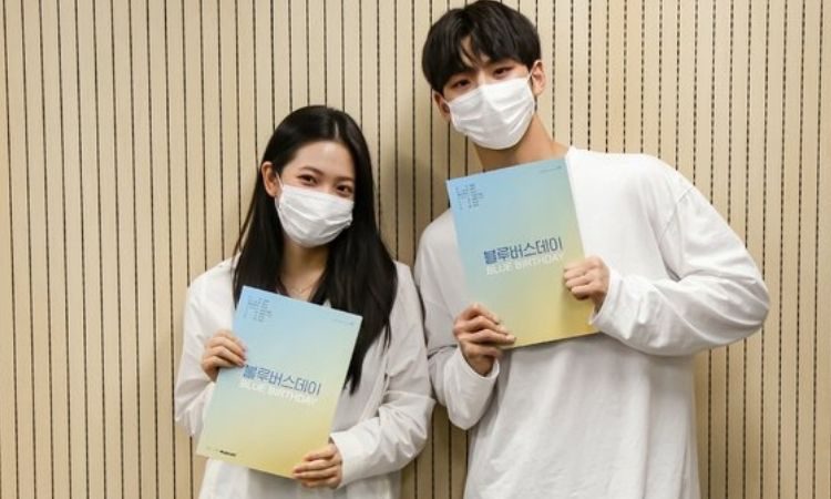 Yeri de Red Velvet y Hongseok de Pentagon en la primera lectura del guion de Blue Birthday