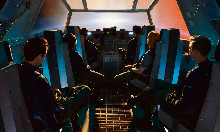 EXO se dirige al espacio exterior en su primer vídeo teaser para ‘Don’t Fight the Feeling’