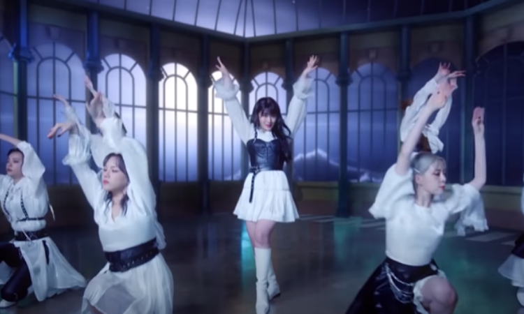 GWSN pinta su propia luna en el MV de 'Like it Hot'