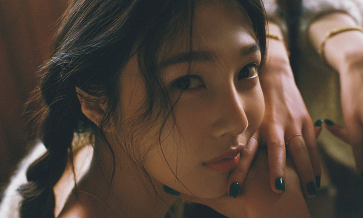 Joy de Red Velvet vuelve a enamorarnos con sus carismáticos teasers para 'Hello'