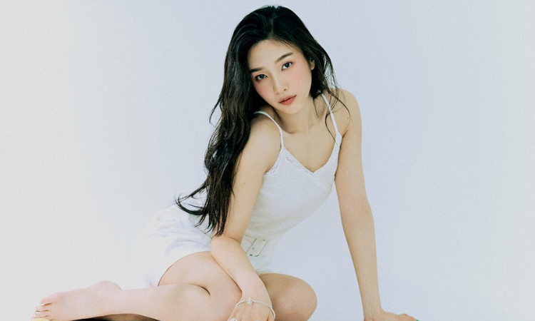 Joy de Red Velvet destaca su impresionante belleza en nuevas fotos para 'Hello'