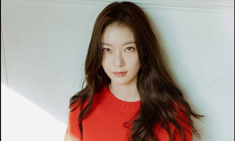 Gong Seung Yeon admite sobre ser conocida como la hermana de Jeongyeon de TWICE