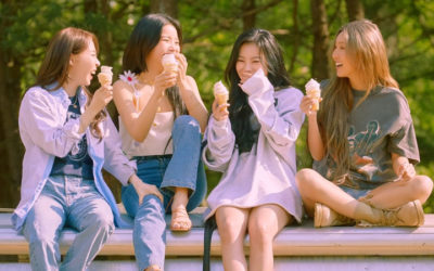 MAMAMOO muestra su amistad en las fotos grupales de WAW