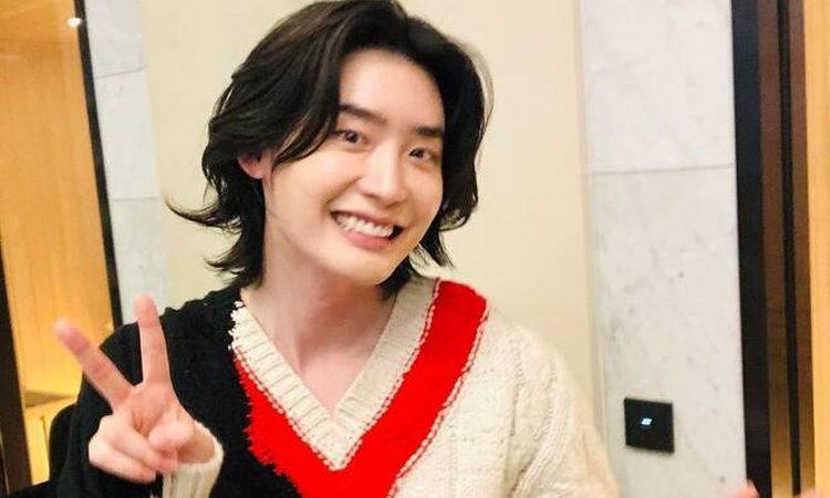 ¿Sabías que? Lee Jong Suk vivió el sueño de su fanboy interior mientras actuaba junto a su celebridad que le gustaba