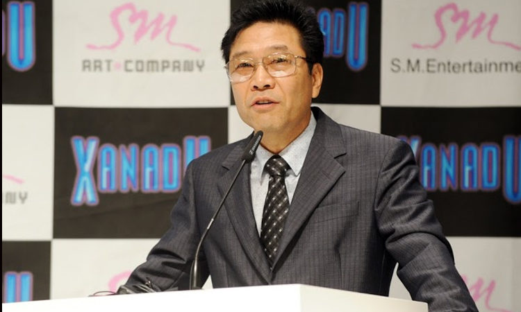 SM Entertainment publica una declaración sobre las ventas de las acciones de Lee Soo Man