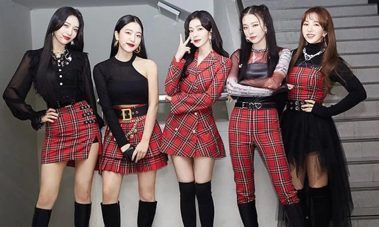 Productor de Psycho de Red Velvet puede haber filtrado la fecha de regreso del grupo