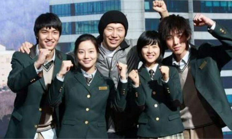 Diviértete viendo a Lee Min Ho en la película 'Our School E.T'