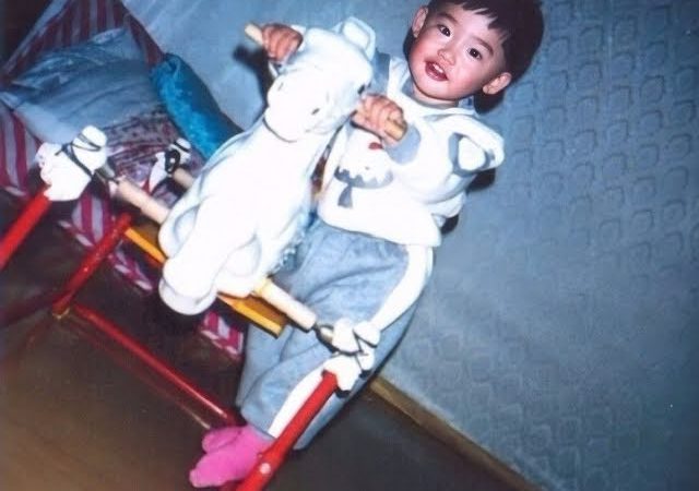 Estas son las adorables fotos de bebé de Lee Jong Suk demostrando que NUNCA ha sido feo