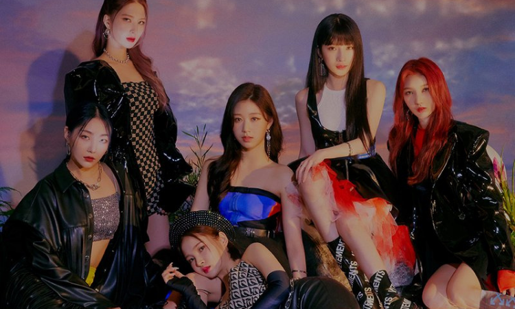 Bling Bling nos roba el aliento con sus fotos grupales para 'CONTRAST'