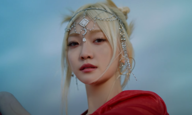 EVERGLOW presenta un inquietante trailer para 'Lasta Melody'