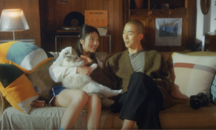 Joy de Red Velvet lanza su romántico prólogo 'Be There For You' para 'Hello'