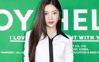 Joy de Red Velvet en conferencia de prensa de su álbum Hello