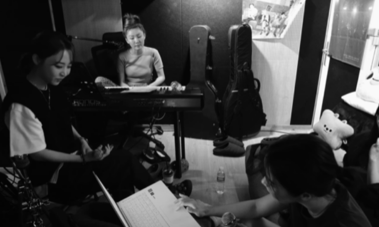 MAMAMOO nos muestra lo significativo que es su álbum 'WAW' en un spoiler film 