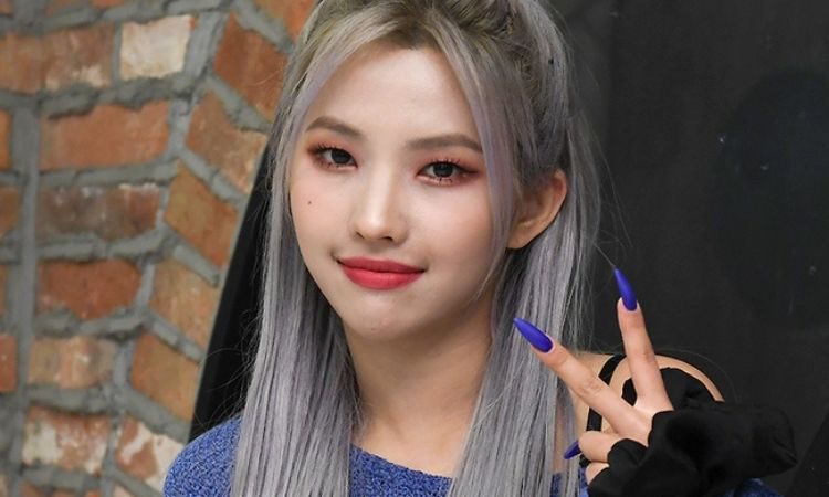 Soyeon de (G) I-DLE