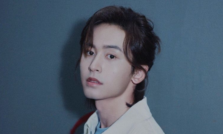 Zhan Zhehan: Acosadores lo cambian de asiento en vuelo para estar a su lado