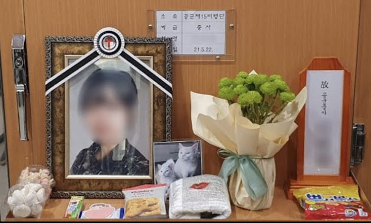 Coreanos indignados por el suicidio de una sargenta de la Fuerza Aérea que fue abusada sexualmente por un superior