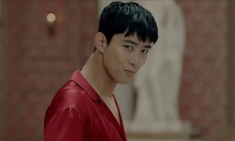 Taecyeon habla sobre su regreso con 2PM a pesar de ser administrado por una agencia diferente