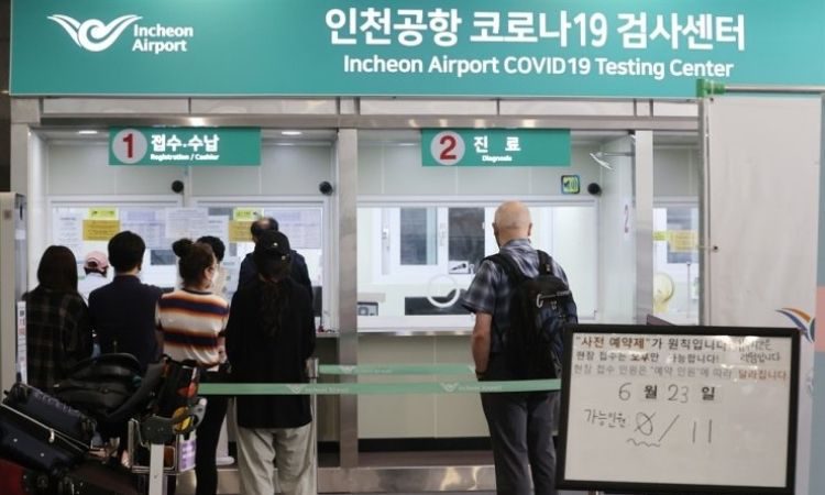Toma de pruebas en Aeropuerto de Incheon