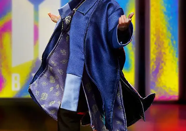 Sideshow Collectibles lanza las figuras de BTS, con sus icónicos Hanboks de IDOL
