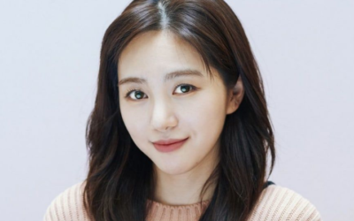 Mina ex AOA confirma que está en un relación y muestra a su novio en Instagram 