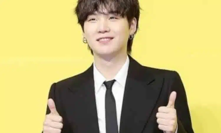 A placa de identificação de Suga da BTS aparece no Hospital Daegu