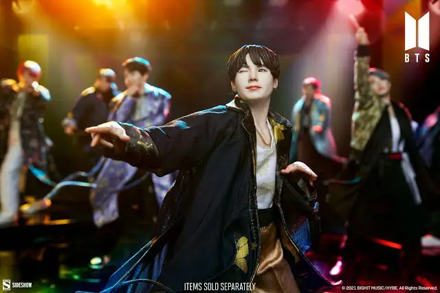 Sideshow Collectibles lanza las figuras de BTS, con sus icónicos Hanboks de IDOL
