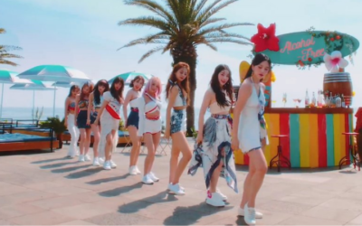 TWICE luce su belleza de verano en el MV de 'Alcohol-Free'