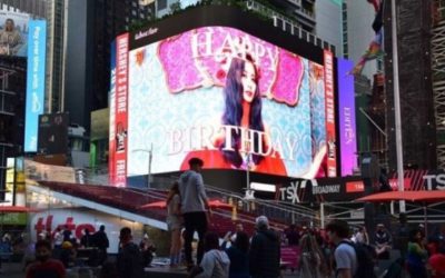 Panel publicitario de Tzuyu de Twice en Times Square