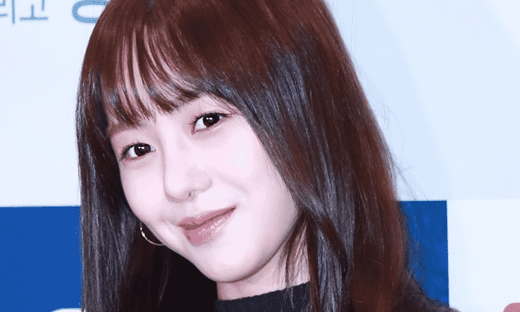 Kwon Mina señala que las miembros de AOA tienen relaciones constantemente