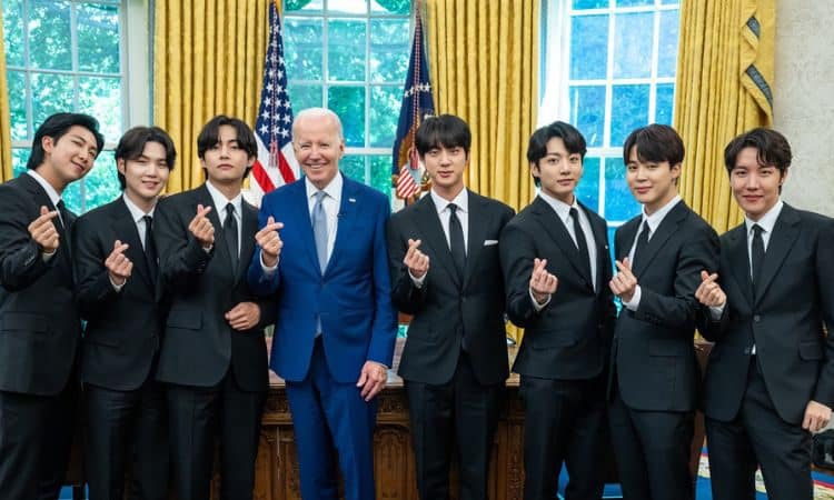 BTS y el presidente Joe Biden en la Casa Blanca