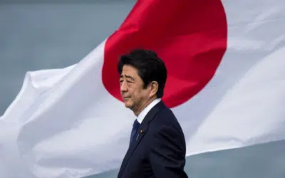 Es baleado durante evento público Shinzo Abe