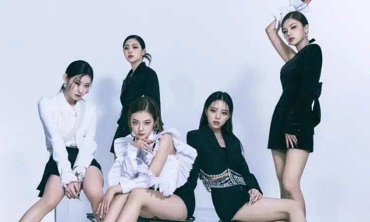 Teaser del álbum Checkmate