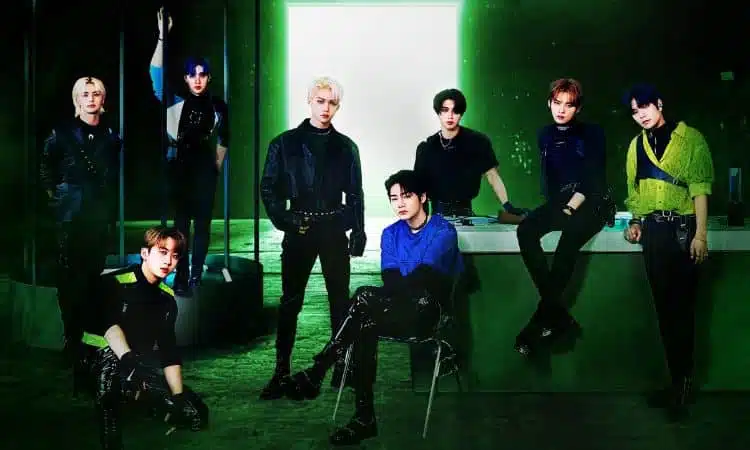 Póster del World Tour Maniac